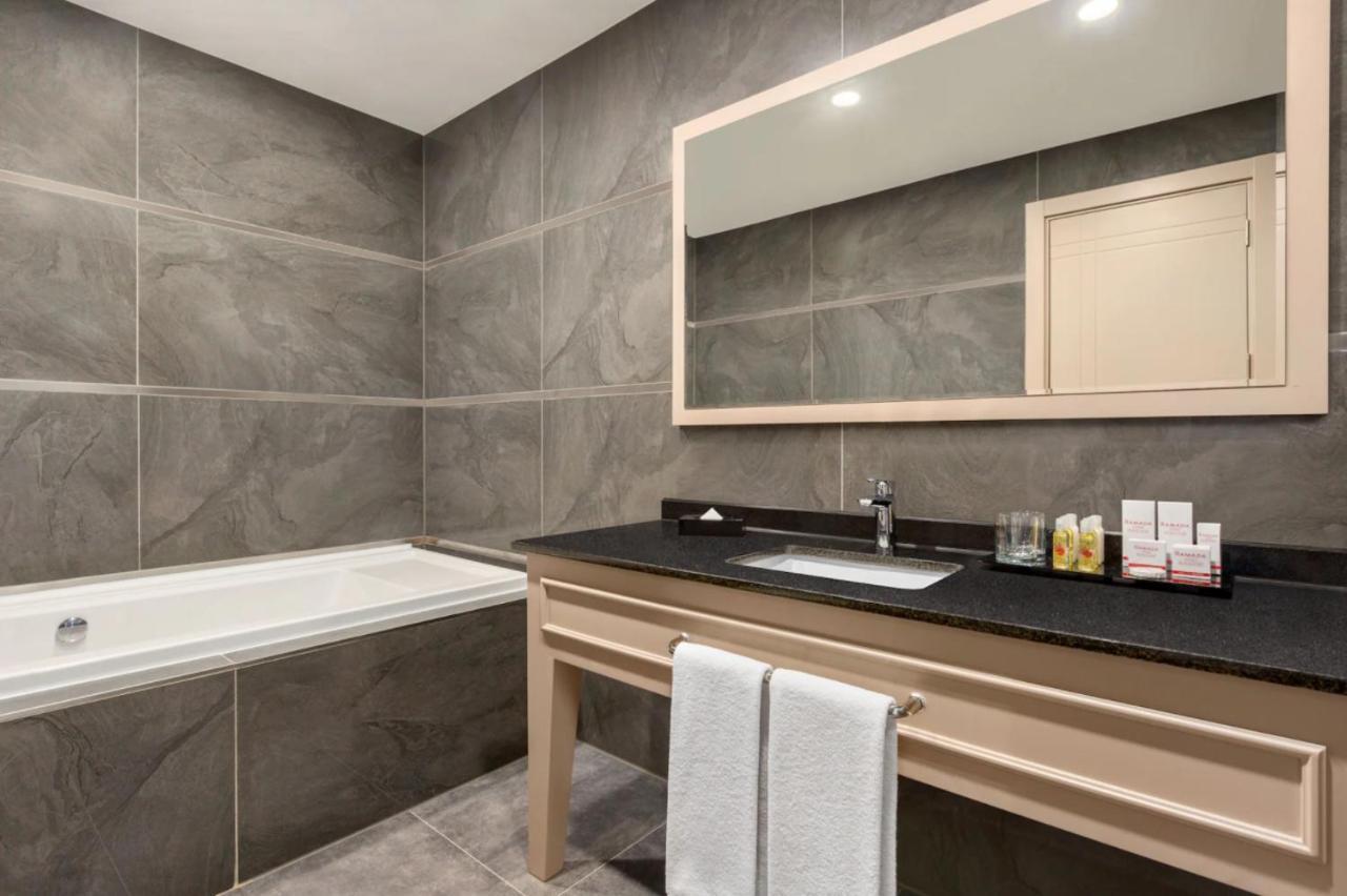 Ramada By Wyndham Adiyaman Hotel Luaran gambar